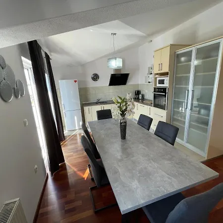 Apartament Cavar Trogir