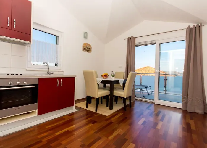 Cavar * Trogir